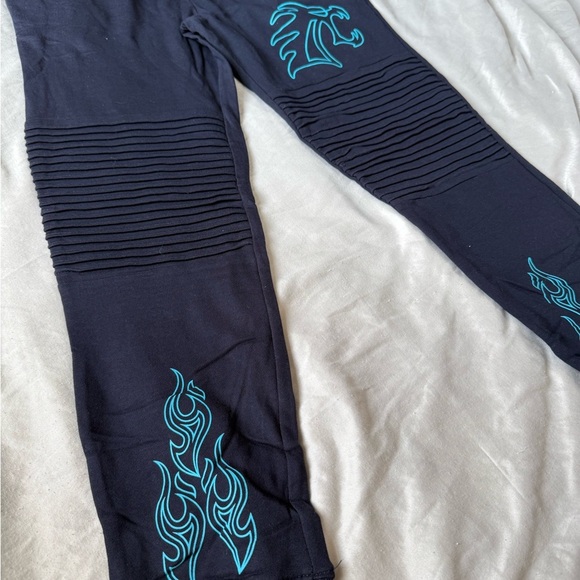Disney Parks Exclusive Hades Hercules Joggers Black Blue Embroidery NWT Men’s S - Picture 2 of 5